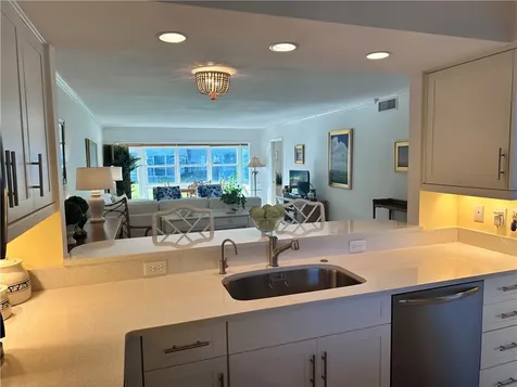 600 Riomar Drive Vero Beach FL 32963