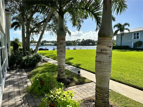 600 Riomar Drive Vero Beach FL 32963