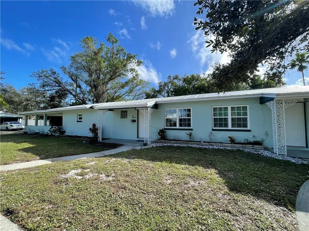 1915 21st Street Vero Beach FL 32960