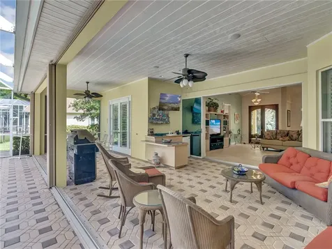 443 34th Court Vero Beach FL 32968