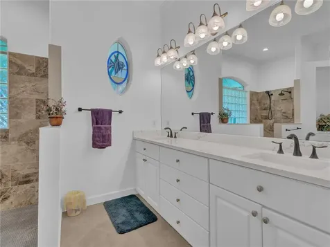 443 34th Court Vero Beach FL 32968