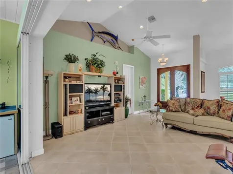 443 34th Court Vero Beach FL 32968