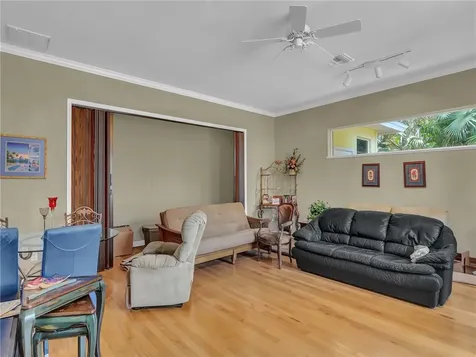 443 34th Court Vero Beach FL 32968