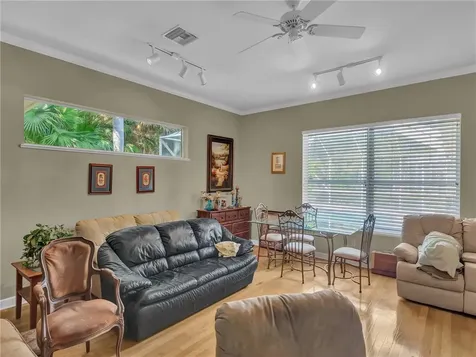 443 34th Court Vero Beach FL 32968