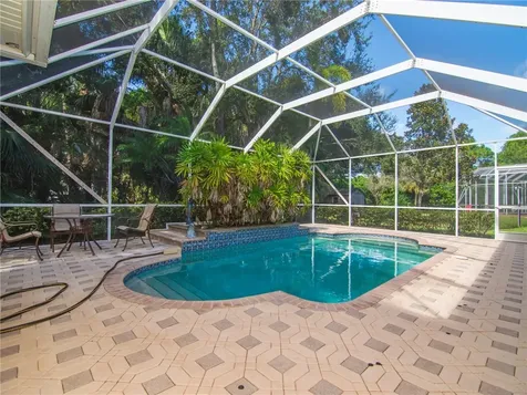 443 34th Court Vero Beach FL 32968