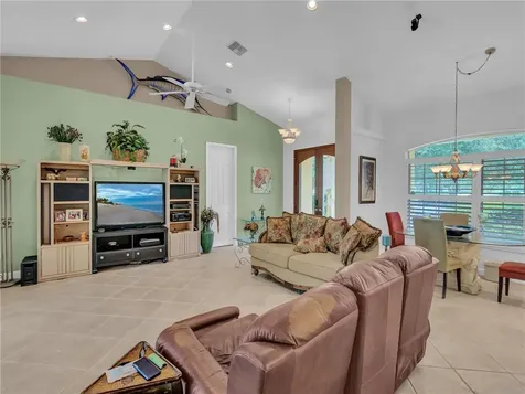 443 34th Court Vero Beach FL 32968