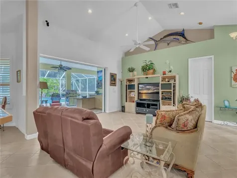 443 34th Court Vero Beach FL 32968