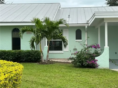 1944 Robalo Drive Vero Beach FL 32960