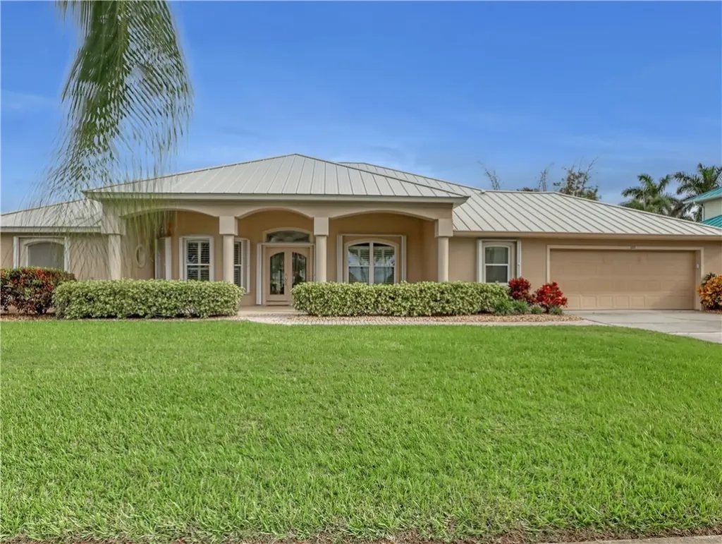 332 Island Drive Melbourne Beach FL 32951