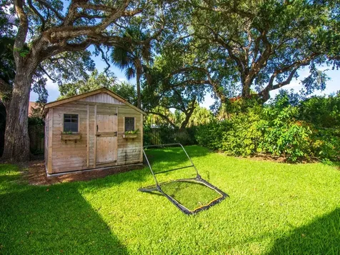 1421 Club Drive Vero Beach FL 32963