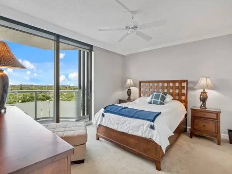 3554 Ocean Drive Vero Beach FL 32963
