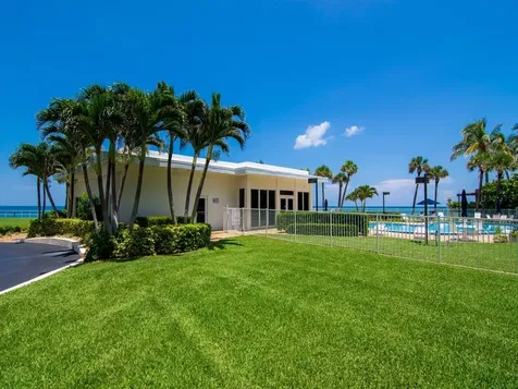 3554 Ocean Drive Vero Beach FL 32963