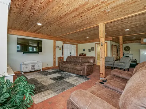 6905 1st Street SW Vero Beach FL 32968