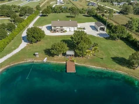 6905 1st Street SW Vero Beach FL 32968