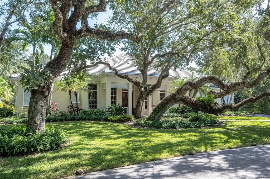 410 Ventura Place Vero Beach FL 32963