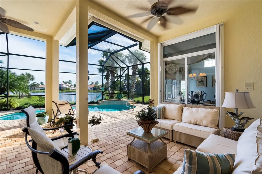 1296 W Island Club Square Vero Beach FL 32963