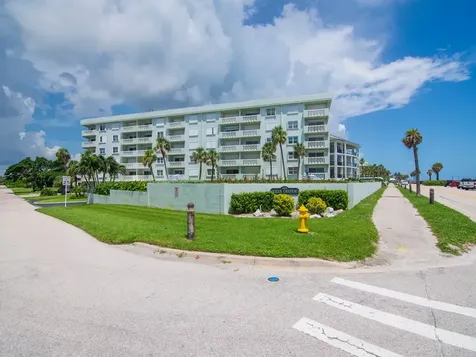 4049 Ocean Drive Vero Beach FL 32963