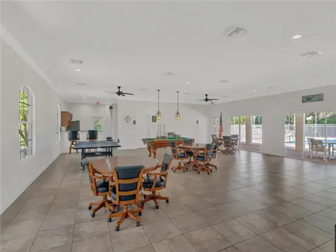 302 11th Square SW Vero Beach FL 32962