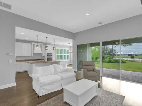 302 11th Square SW Vero Beach FL 32962