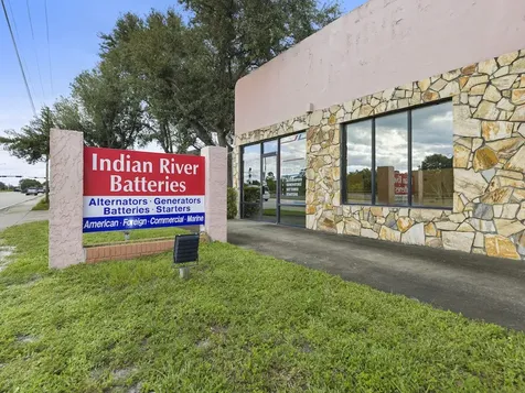 3638 Us Highway 1 Vero Beach FL 32960