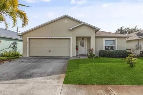 483 Melanie Circle Melbourne FL 32901