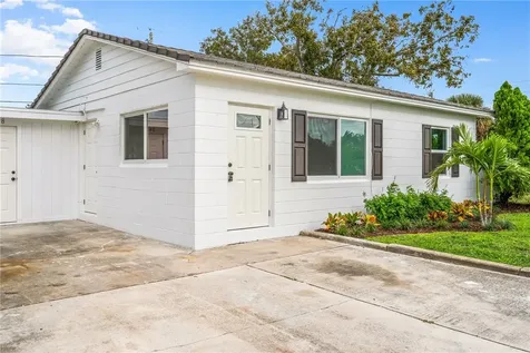 2428 2nd Court SE Vero Beach FL 32962