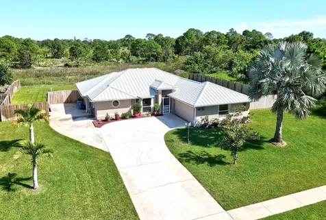 761 S Easy Street Sebastian FL 32958