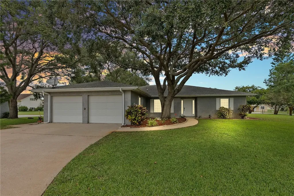 8540 De Haviland Court Vero Beach FL 32968