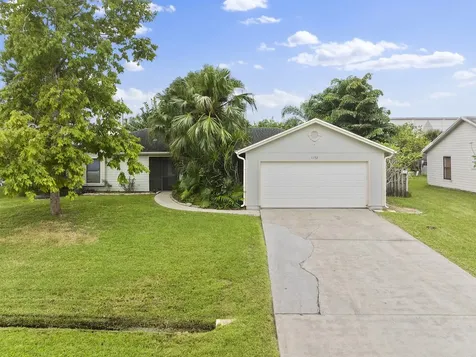 1152 SW Jennifer Avenue Port St. Lucie FL 34953