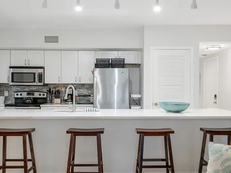 1295 Winding Oaks E Circle Vero Beach FL 32963