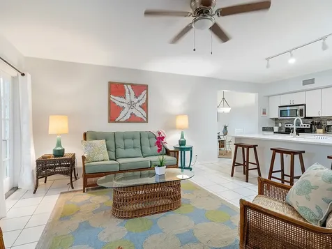 1295 Winding Oaks E Circle Vero Beach FL 32963