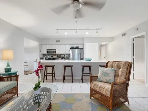 1295 Winding Oaks E Circle Vero Beach FL 32963