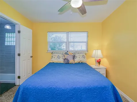 1621 5th Court Vero Beach FL 32960