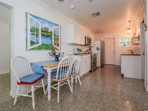 1621 5th Court Vero Beach FL 32960