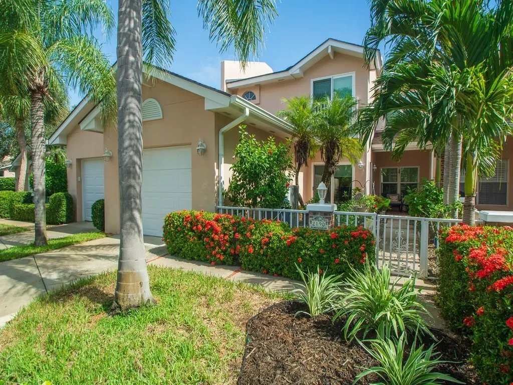 219 Park Shores Circle Indian River Shores FL 32963