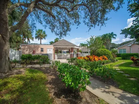 219 Park Shores Circle Indian River Shores FL 32963