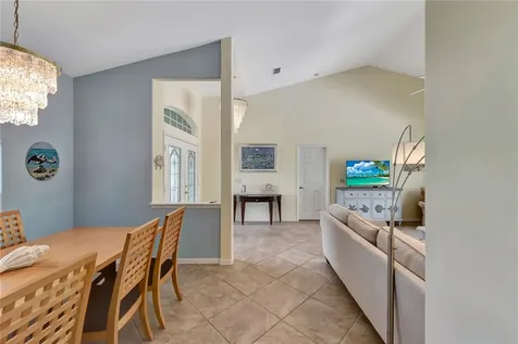 6456 33rd Place Vero Beach FL 32966