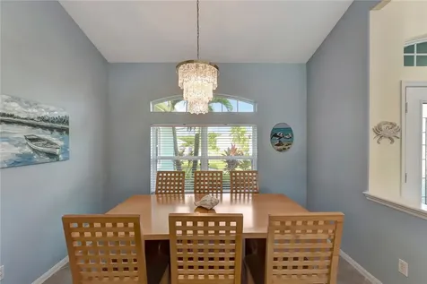 6456 33rd Place Vero Beach FL 32966