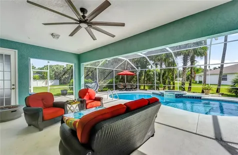6456 33rd Place Vero Beach FL 32966