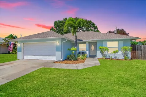 646 20th Place SW Vero Beach FL 32962