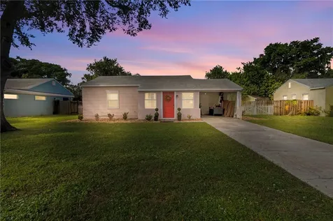 2021 Delmar Avenue Vero Beach FL 32960