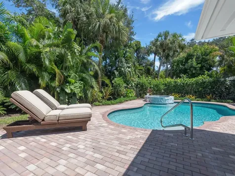 611 Gardenia Lane Vero Beach FL 32963