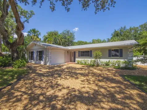 611 Gardenia Lane Vero Beach FL 32963