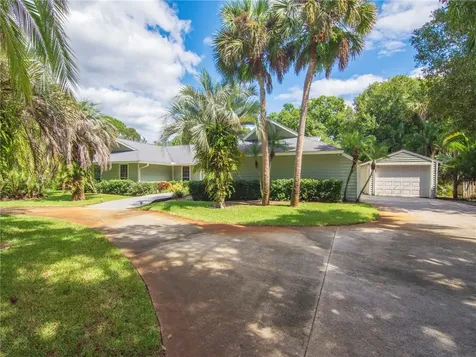4832 61st Circle Vero Beach FL 32967
