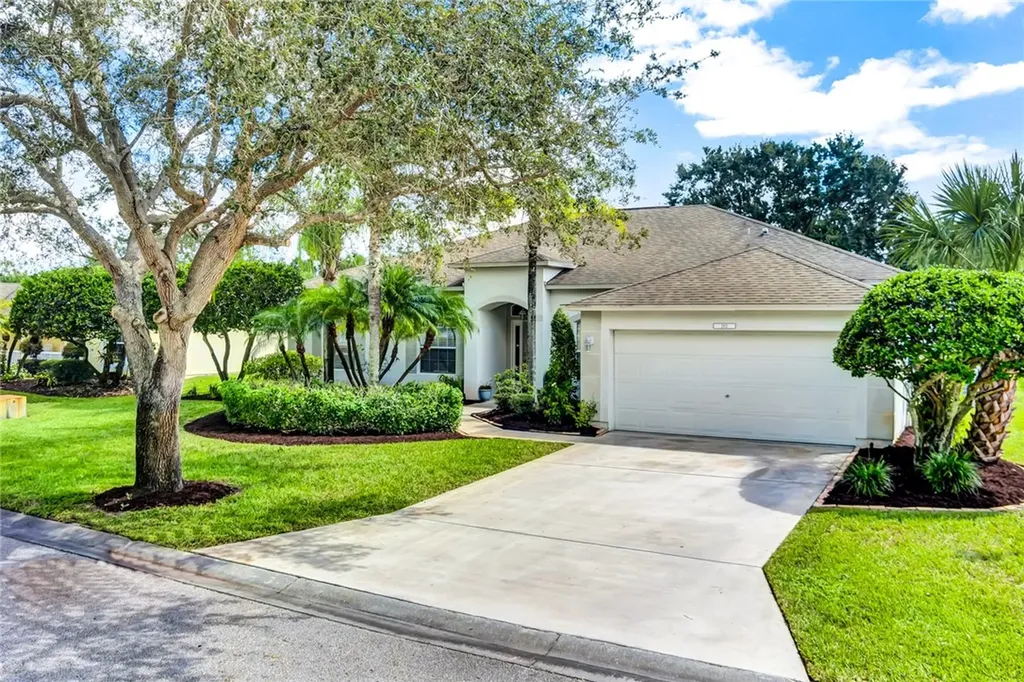 180 36th Court SW Vero Beach FL 32968