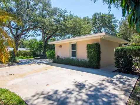 686 Date Palm Road Vero Beach FL 32963