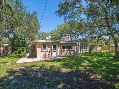 686 Date Palm Road Vero Beach FL 32963