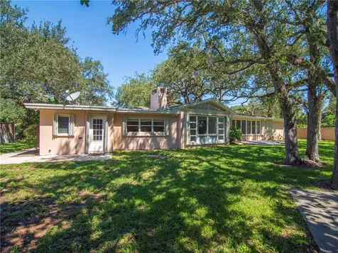 686 Date Palm Road Vero Beach FL 32963