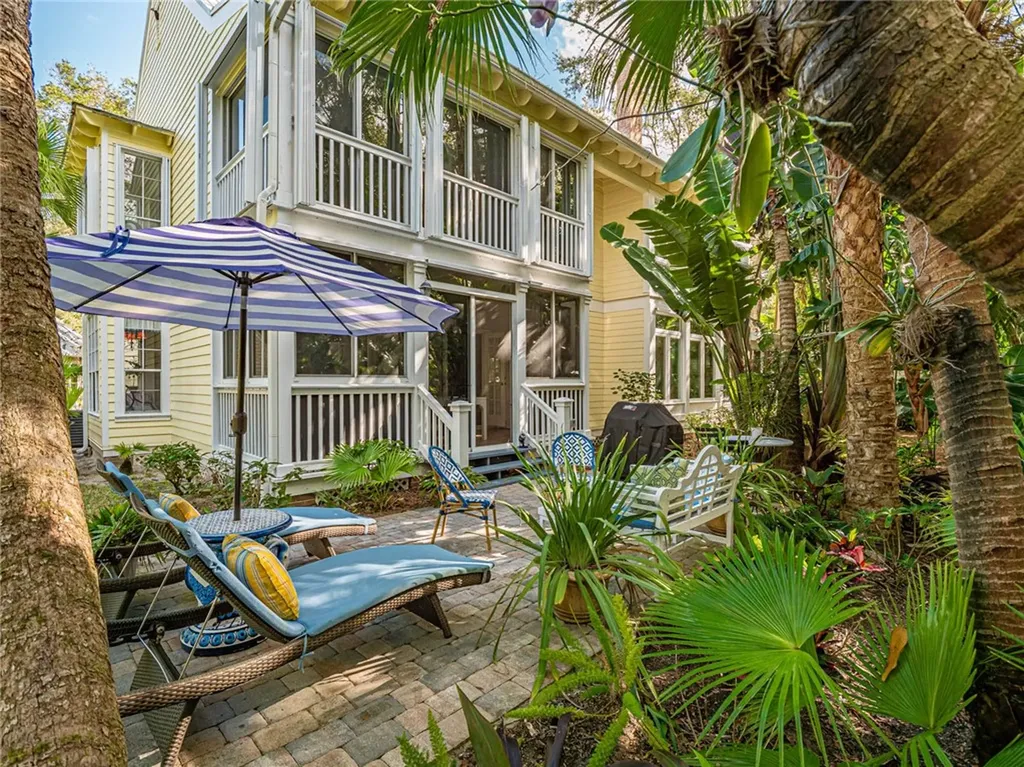 1475 Fern Court Vero Beach FL 32963