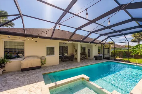 945 White Tail Avenue SW Vero Beach FL 32968